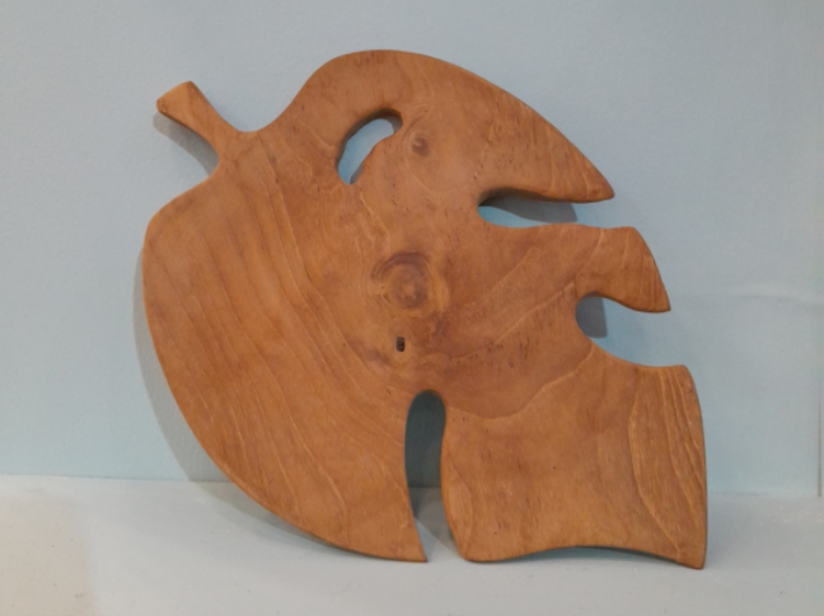 Serving plate design teak wood board