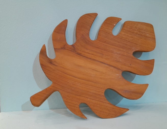 Serving plate design teak wood board
